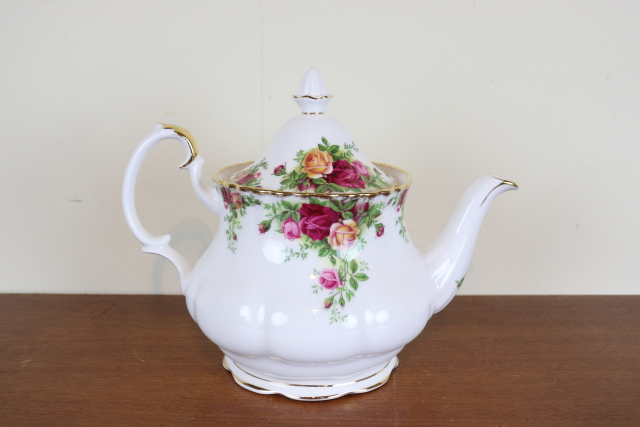 ロイヤルアルバート　オールドカントリーローズ　ヴィンテージ　ポット　イギリス　バラ