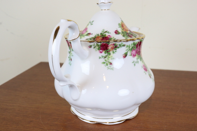 ロイヤルアルバート　オールドカントリーローズ　ヴィンテージ　ポット　イギリス　バラ