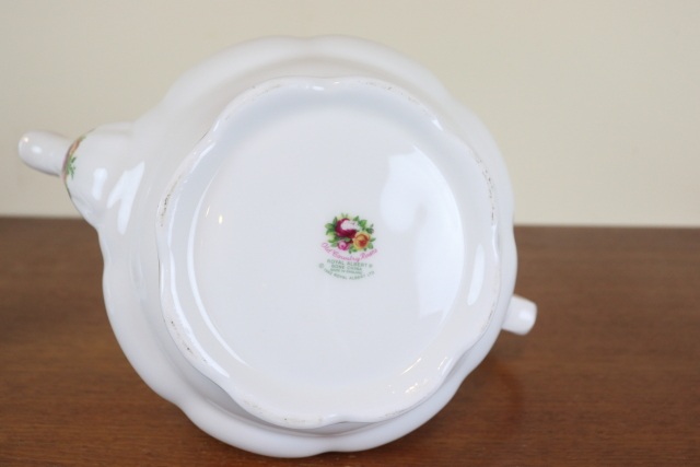 ロイヤルアルバート　オールドカントリーローズ　ヴィンテージ　ポット　イギリス　バラ