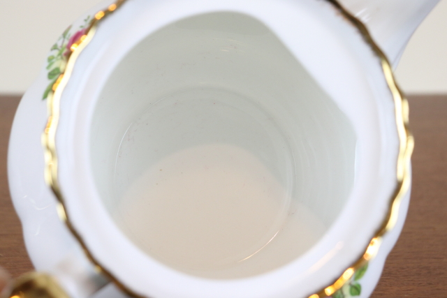 ロイヤルアルバート　オールドカントリーローズ　ヴィンテージ　ポット　イギリス　バラ