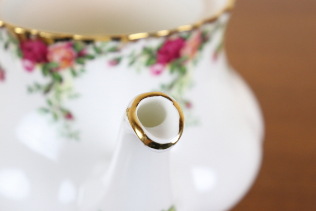 ロイヤルアルバート　オールドカントリーローズ　ヴィンテージ　ポット　イギリス　バラ