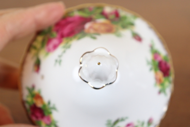 ロイヤルアルバート　オールドカントリーローズ　ヴィンテージ　ポット　イギリス　バラ