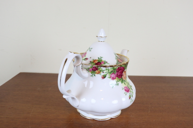 ロイヤルアルバート　オールドカントリーローズ　ヴィンテージ　ポット　イギリス　バラ