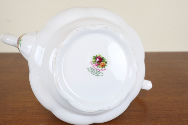 ロイヤルアルバート　オールドカントリーローズ　ヴィンテージ　ポット　イギリス　バラ