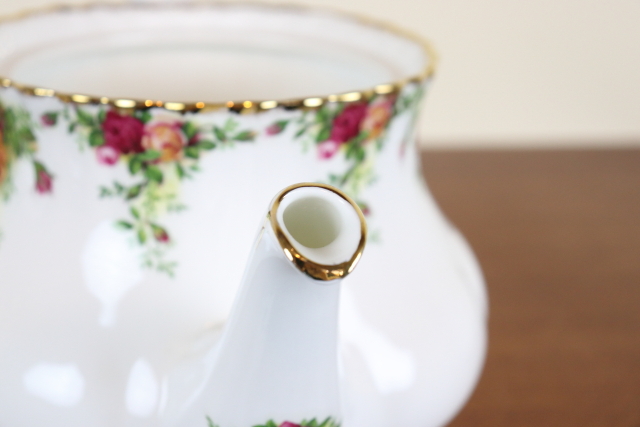 ロイヤルアルバート　オールドカントリーローズ　ヴィンテージ　ポット　イギリス　バラ