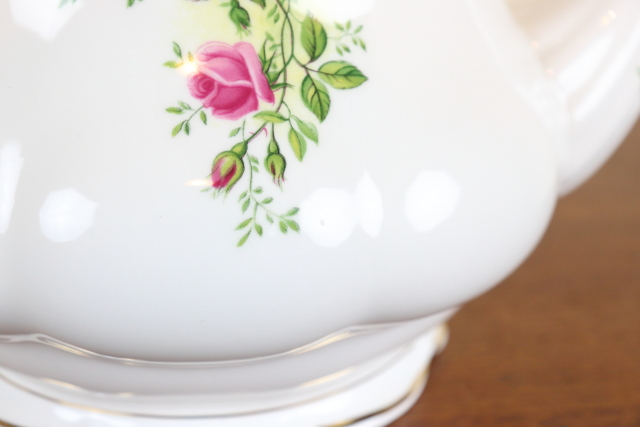 ロイヤルアルバート　オールドカントリーローズ　ヴィンテージ　ポット　イギリス　バラ