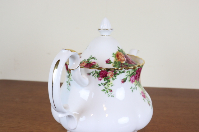 ロイヤルアルバート　オールドカントリーローズ　ヴィンテージ　ポット　イギリス　バラ