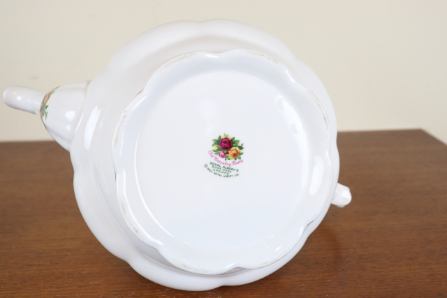 ロイヤルアルバート　オールドカントリーローズ　ヴィンテージ　ポット　イギリス　バラ