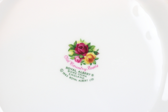 ロイヤルアルバート　オールドカントリーローズ　ヴィンテージ　ポット　イギリス　バラ