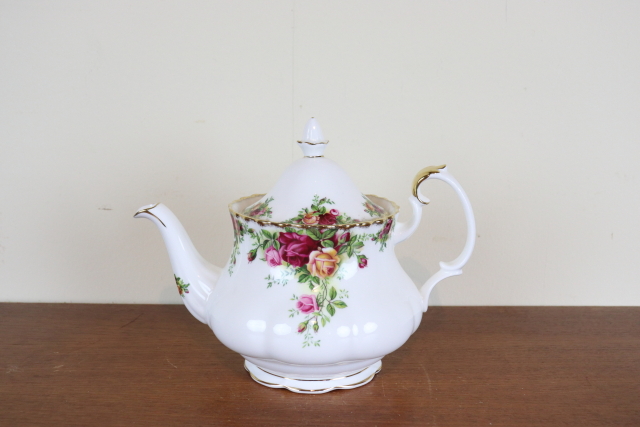 ロイヤルアルバート　オールドカントリーローズ　ヴィンテージ　ポット　イギリス　バラ