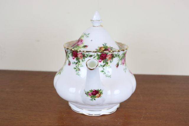 ロイヤルアルバート　オールドカントリーローズ　ヴィンテージ　ポット　イギリス　バラ