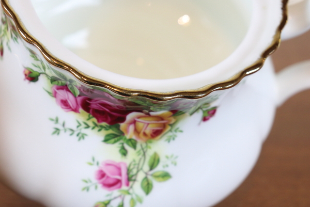 ロイヤルアルバート　オールドカントリーローズ　ヴィンテージ　ポット　イギリス　バラ