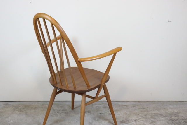 ercol　アーコール　クエーカーアームチェア