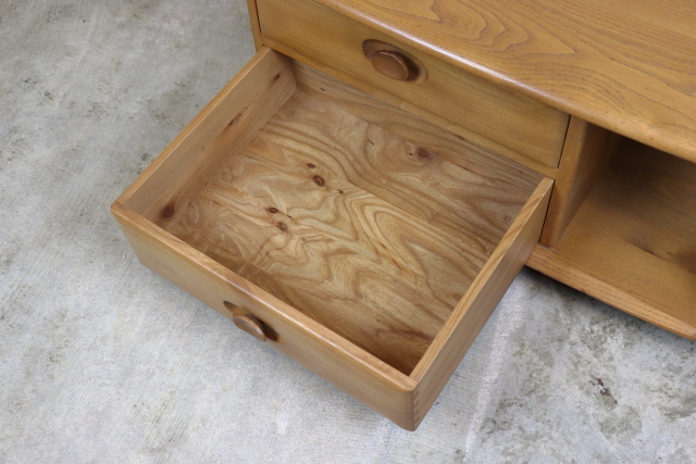 アーコール　ercol　パンドラボックス　コーヒーテーブル　キャスター付き