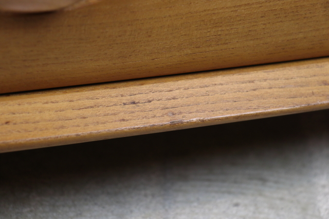 アーコール　ercol　パンドラボックス　コーヒーテーブル　キャスター付き