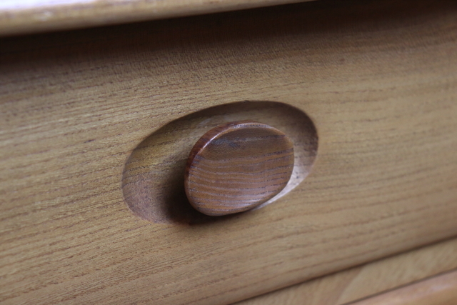 アーコール　ercol　パンドラボックス　コーヒーテーブル　キャスター付き