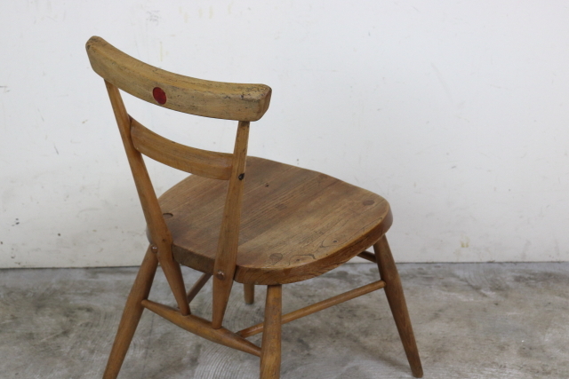 ercol　アーコール　レッドドット　スタッキングチェア　チャイルドチェア