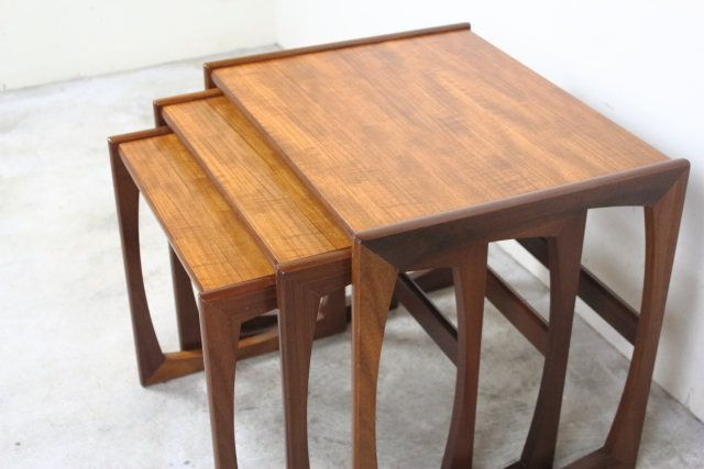 G－PLAN　ジープラン　ネストテーブル