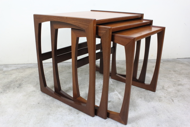 G－PLAN　ジープラン　ネストテーブル