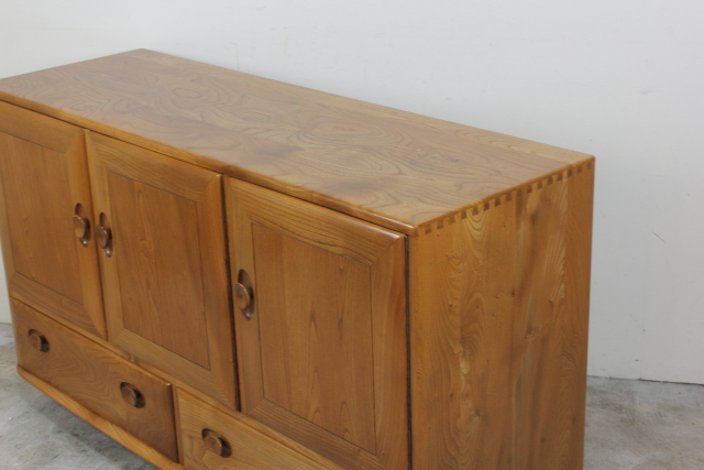 Ercol /アーコール サイドボード,カップボード,食器棚 イギリス イギリス アーコール ercol サイドボード 50's す69-2
