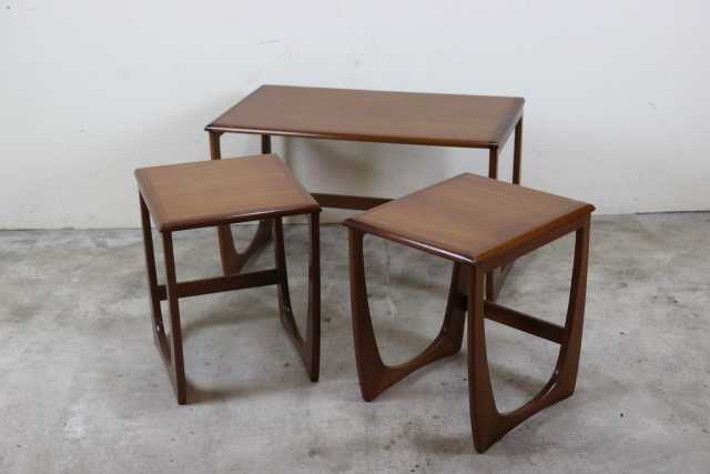 イギリス　ネストテーブル　ヴィンテージ