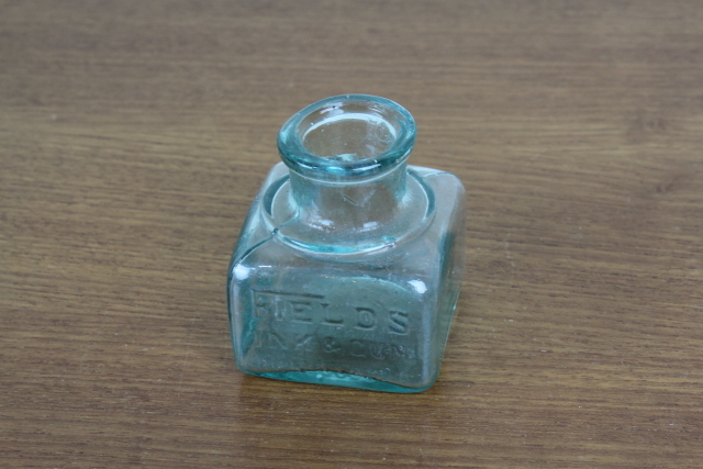 イギリス インク瓶 アンティーク ボトル 一輪挿し ガラス