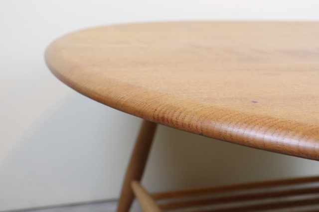 ercol アーコール　ラック付コーヒーテーブル　センターテーブル　ラウンドテーブル　ヴィンテージ　イギリス