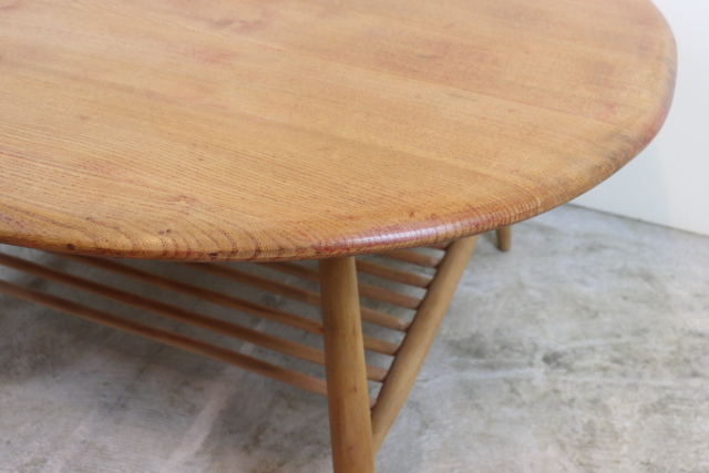ercol アーコール　ラック付コーヒーテーブル　センターテーブル　ラウンドテーブル　ヴィンテージ　イギリス