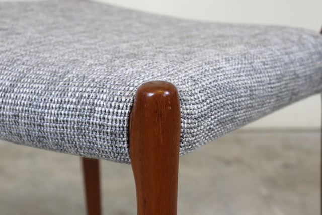 J.L.モラーJ.L.Moller　No.97　デンマーク　北欧　ダイニングチェア　チーク