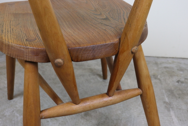 ercol アーコール　スタッキングチェア　ブルードット　スクールチェア　チャイルドチェア