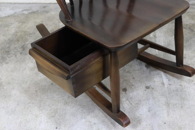 イギリス アーコール社 ercol ナーシングチェア ロッキング