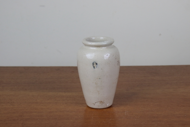 イギリス　アンティーク　WIGTOWNSHIRE　クリームポット　陶器ポット　ジャー