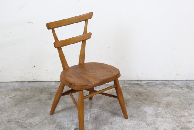ercol　アーコール　ホワイトドットチェア　スタッキングチェア　チャイルドチェア　レア