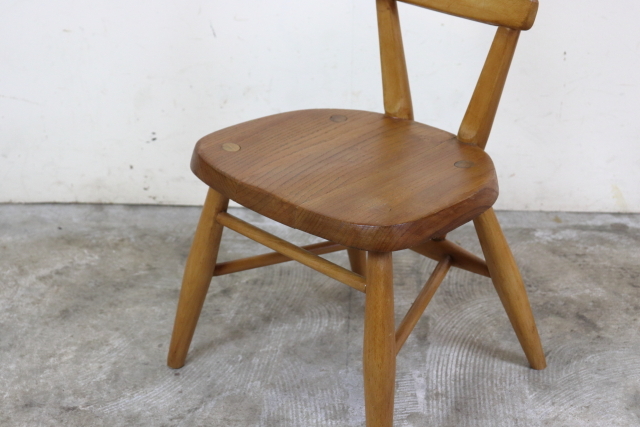 ercol　アーコール　ホワイトドットチェア　スタッキングチェア　チャイルドチェア　レア