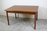 デンマーク　ヴィンテージ　エクステンションダイニングテーブル　チーク