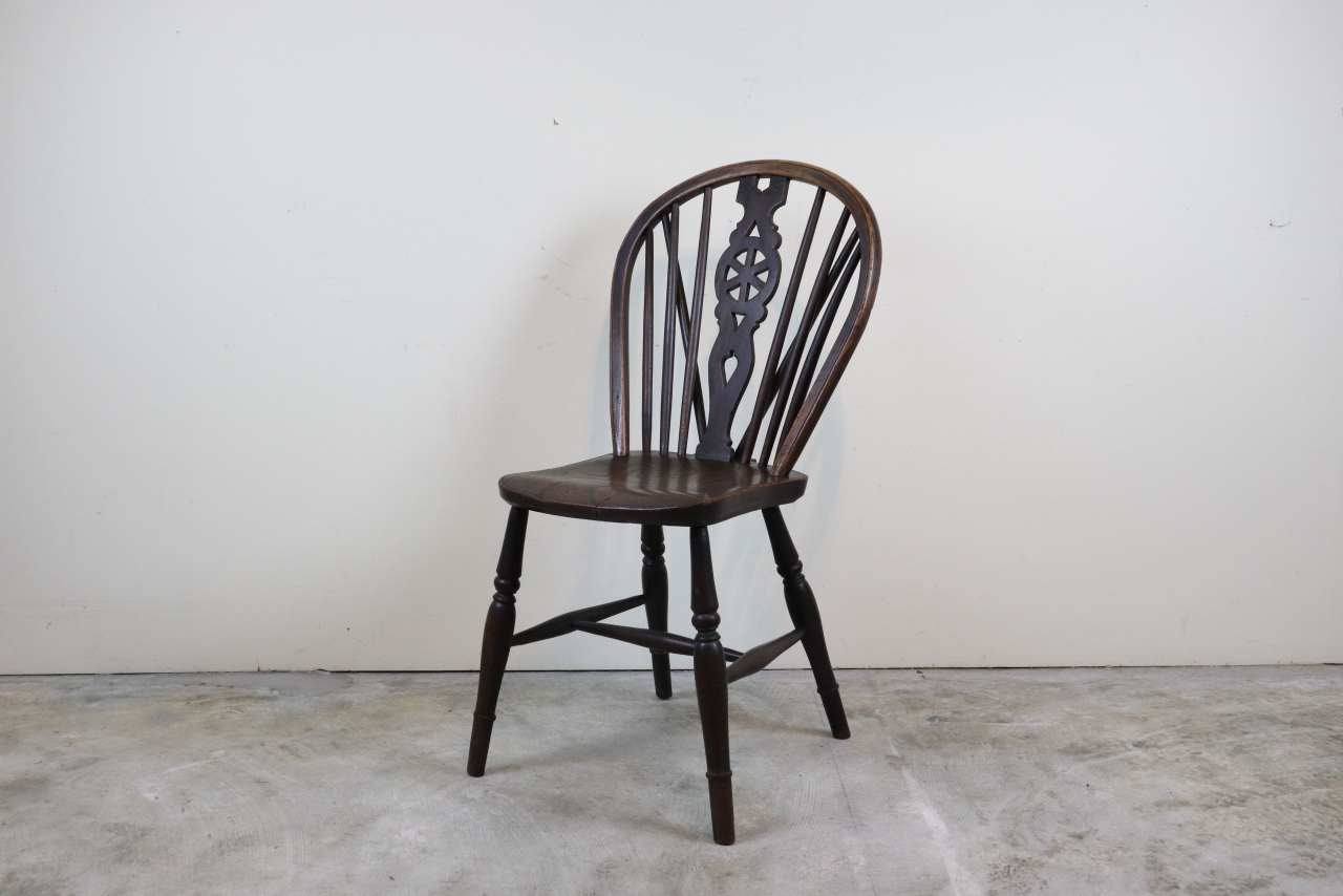 イギリス　アンティーク　ホイルバックチェア　ウィンザーチェア　ダイニングチェア