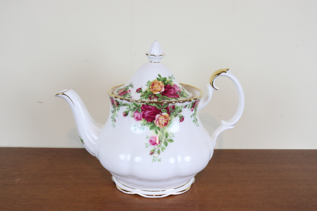 ロイヤルアルバート　オールドカントリーローズ　ヴィンテージ　ポット　イギリス　バラ