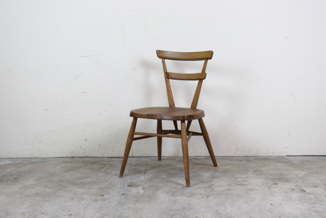 ercol　アーコール　レッドドット　スタッキングチェア　チャイルドチェア