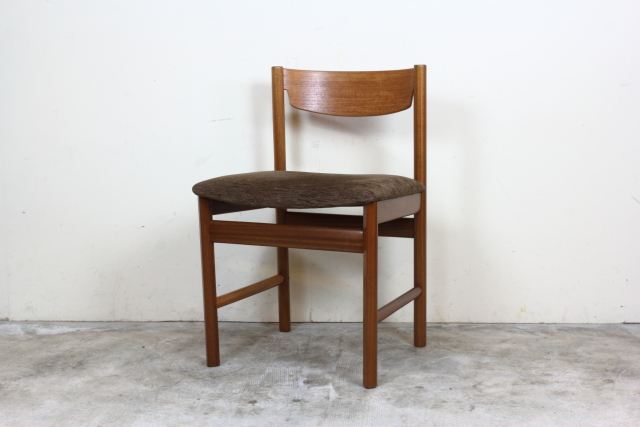 White&Newton　イギリス　ダイニングチェア　チーク　ヴィンテージ