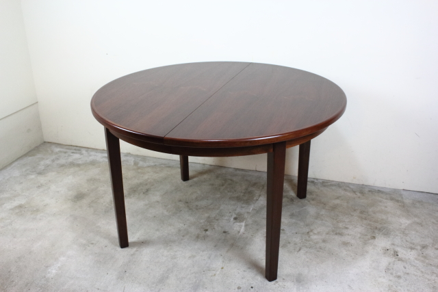 Soro Stolefabrik　ダイニングテーブル　ローズウッド