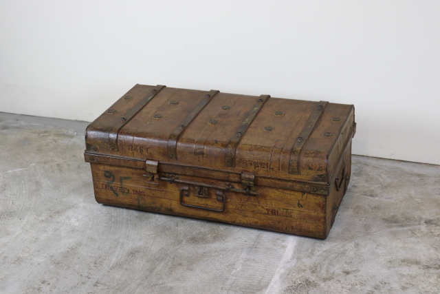 アンティーク　スチール　トランク　ボックス　イギリス　ヴィンテージ