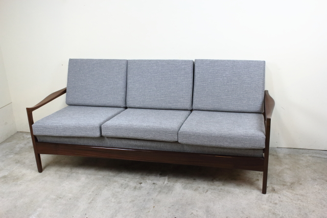 3シーターソファ　ヴィンテージ　ファブリック　グレー