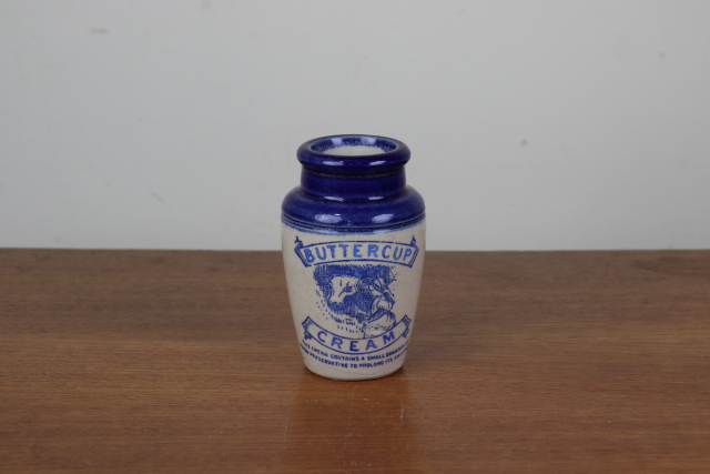 イギリス　アンティーク　バターカップ　デイリー社　クリームポット　陶器ポット　ジャー　ボトル