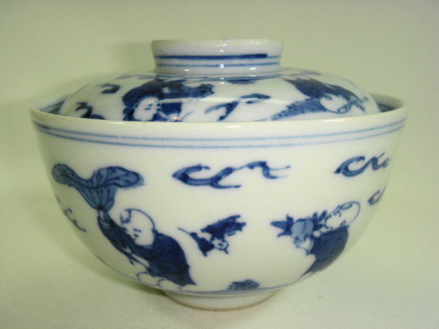 明治後期☆染付唐子図　飯碗　蓋つき　【AJ0032】　