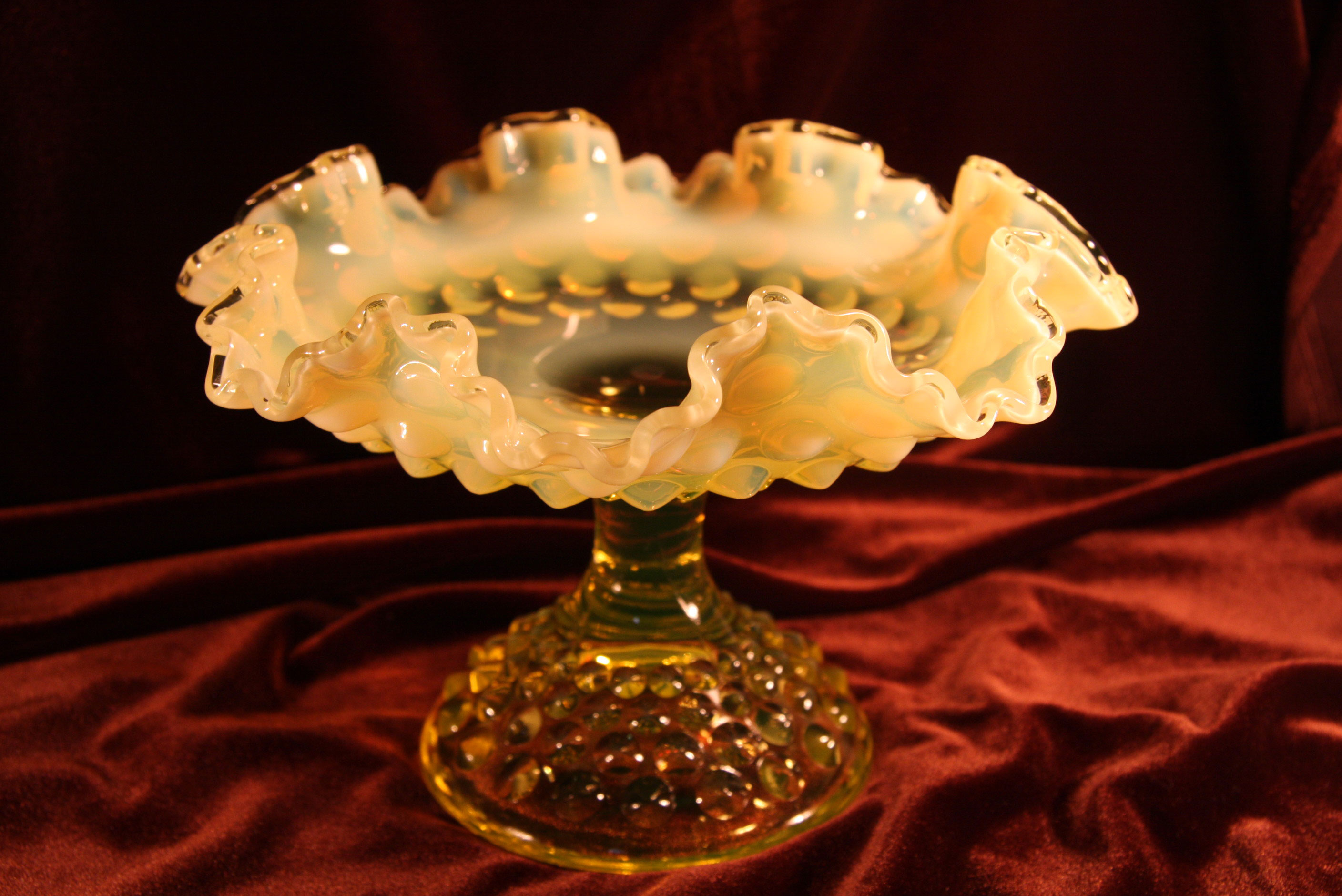 アンティーク　ウランガラス　　[AW1023]