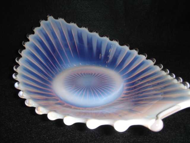 アンティーク　フォストリア　ピンクオパールセント　ガラスボウル・ディッシュ　【AWG0074】