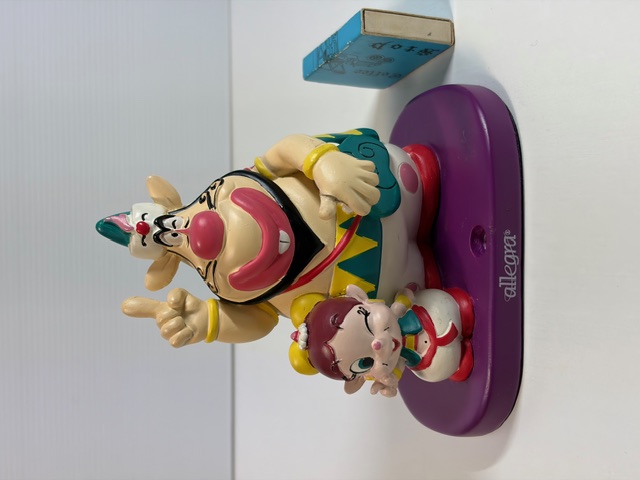 アレグラ☆ハクション大魔王・あくびちゃん☆ペン立て☆陶器製 １３．０ｃｍ 版権有 企業物 現状 【RT0396】
