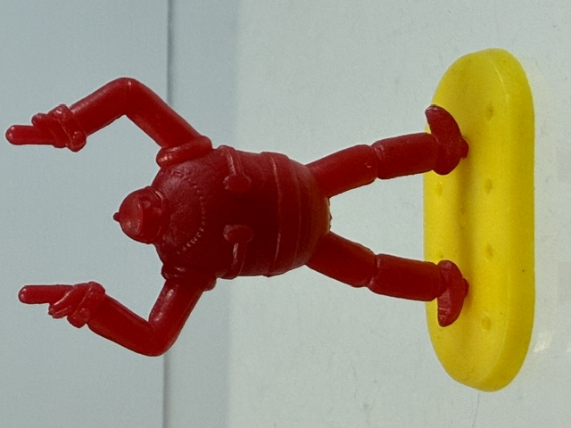 昭和４０年☆グリコ☆スタンド鉄人☆台付☆赤色☆おまけ☆ 鉄人２８号☆３．５ｃｍ 放映当時物 オマケ 現状【RT0444】