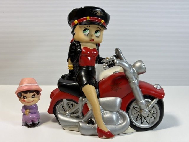 大型☆バイクベティちゃん☆ベティ・ブープ☆ソフビ人形☆貯金箱 長さ２３．５ｃｍ ３６０ｇ 2000年 版権有 現状 【RT0463】