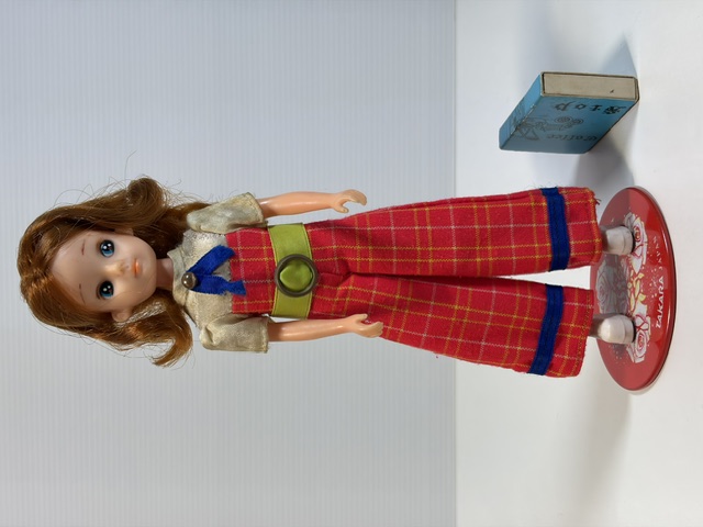 昭和レトロ☆2代目？タカラ☆リカちゃん☆人形☆マグネットシューズ・プレート付☆２０．５cm 当時物 現状【RT0517】